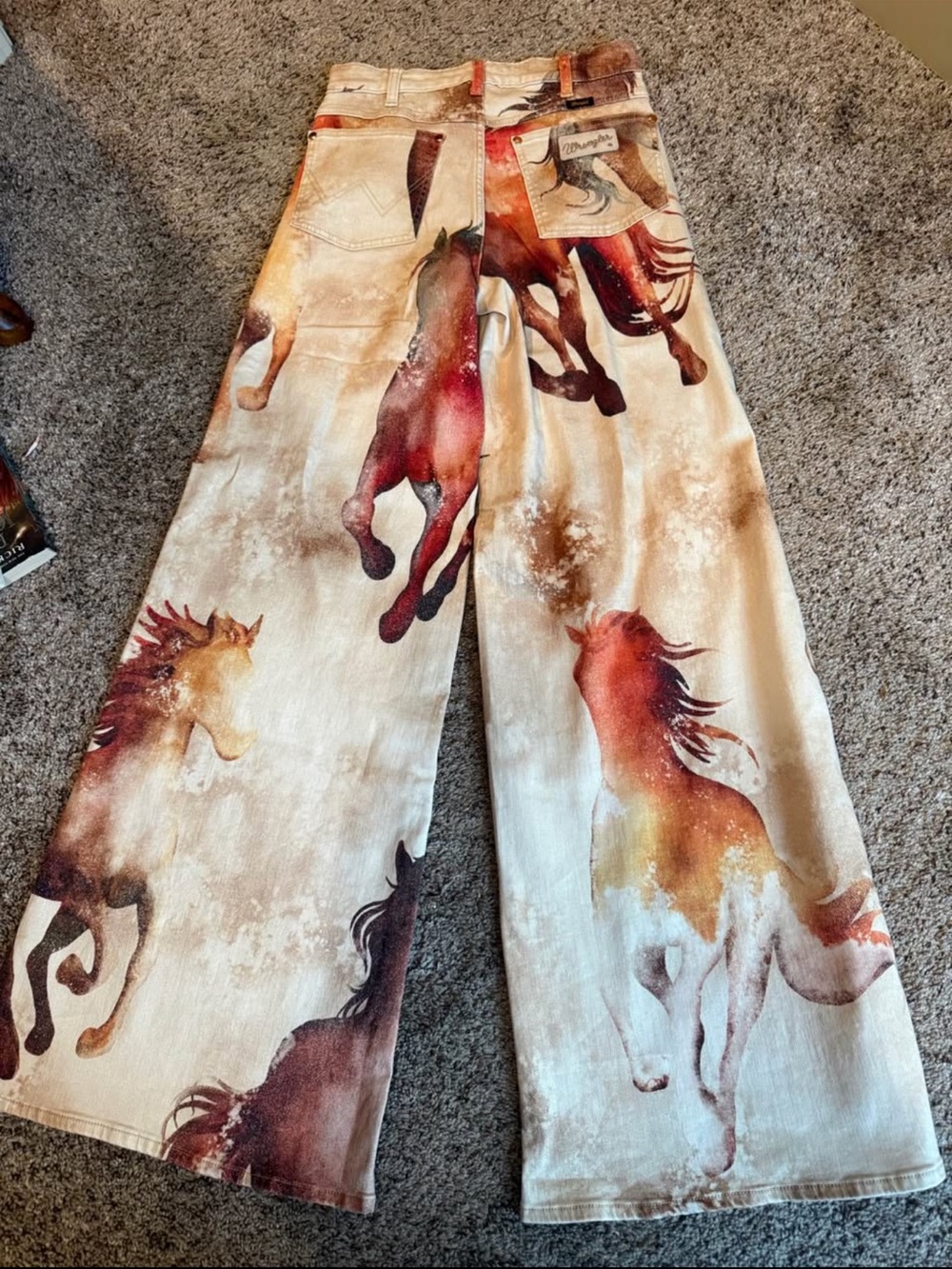 Wrangler Horse Print Wide Leg Jeans in Cream and Brown - Picture 2 of 3